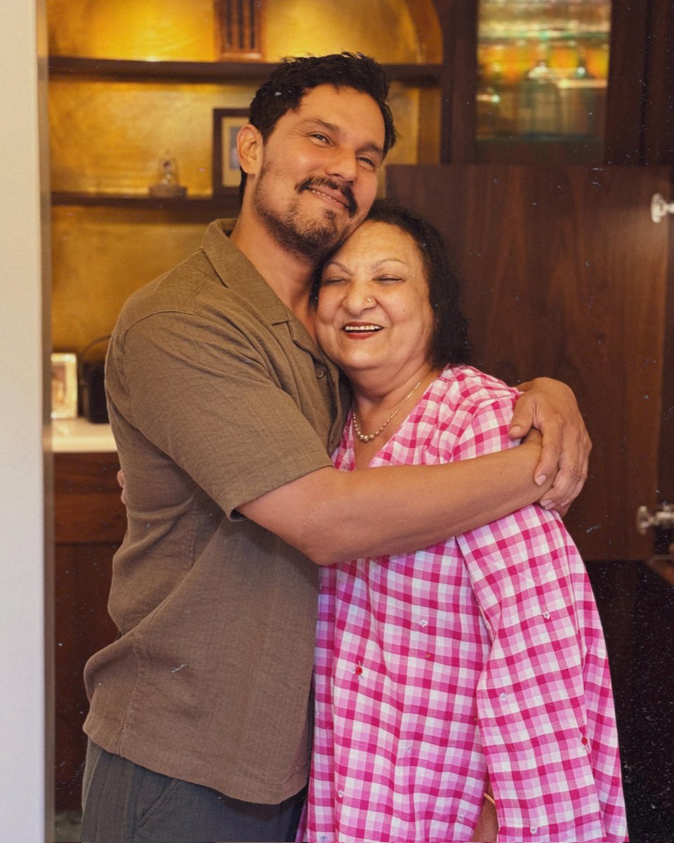Randeep Hooda tweet media