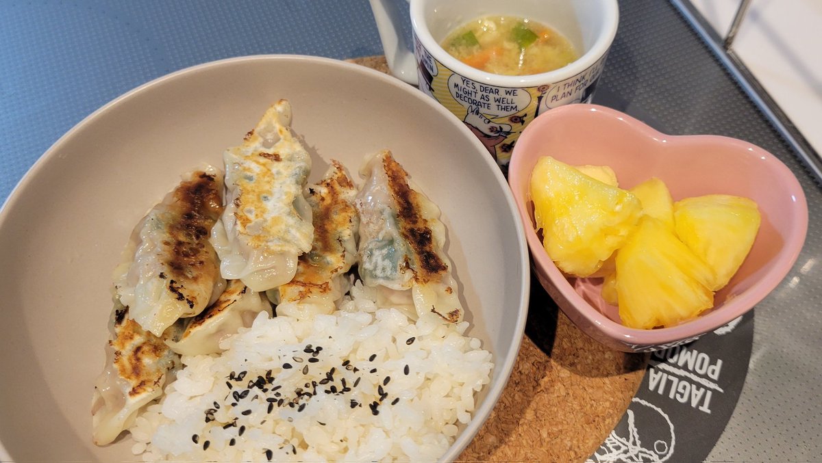 ろわ tweet media