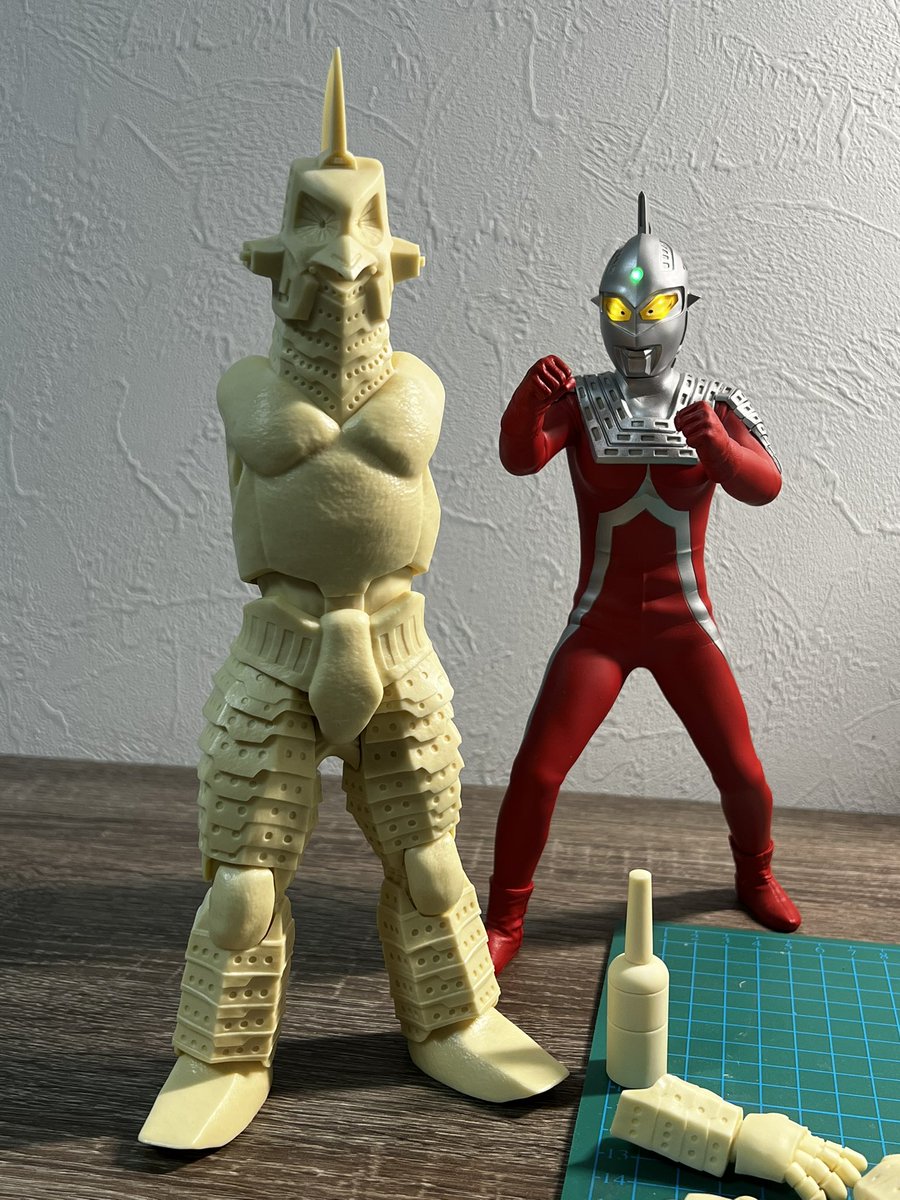 ウルトラ研究室「カプセル怪獣ウインダム(OV版)」 こちらの製作を開始