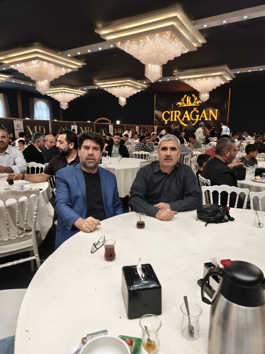 ibrahimcoskun63's tweet photo. "Bir yetimin tebessümü, dünyayı güzelleştirir."
Şanlıurfa Hayrat Vakfının yetim ve ihtiyaç sahibi kardeşlerimize destek olmak amacıyla düzenlediği kahvaltı programına katıldık.
Katkı ve Katılım sunanlardan Rabbim razı olsun..
@_aliyalcin_
@fvuran63
@agocmez https://t.co/aDoz4PPPWu