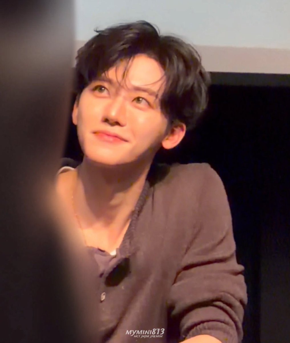 i love him ☹️☹️ he’s just so gorgeous, so pretty, so cute. SO FUCKING UNREAL. the world should be grateful that jaemin exist in it. just look at him. LOOK AT HIM. man im going to kiss you right now senseless