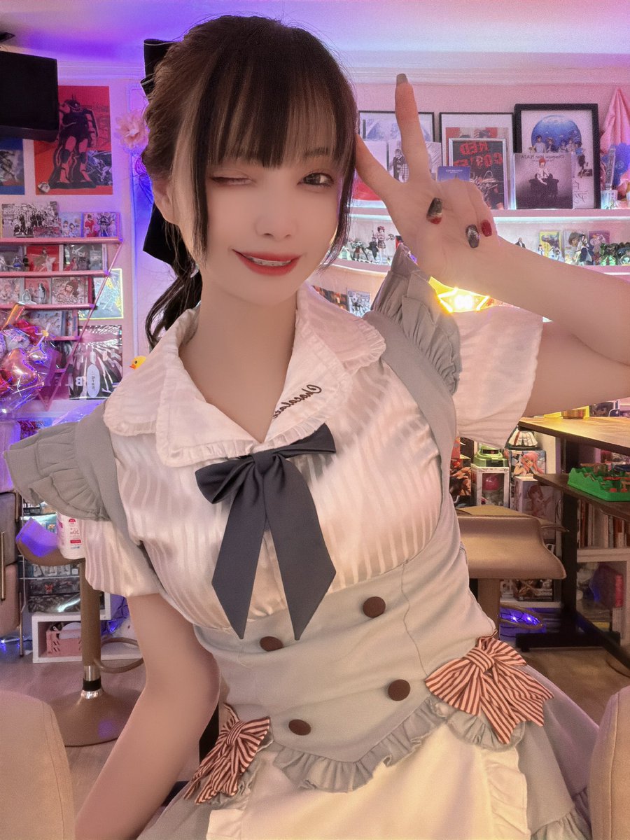 44)