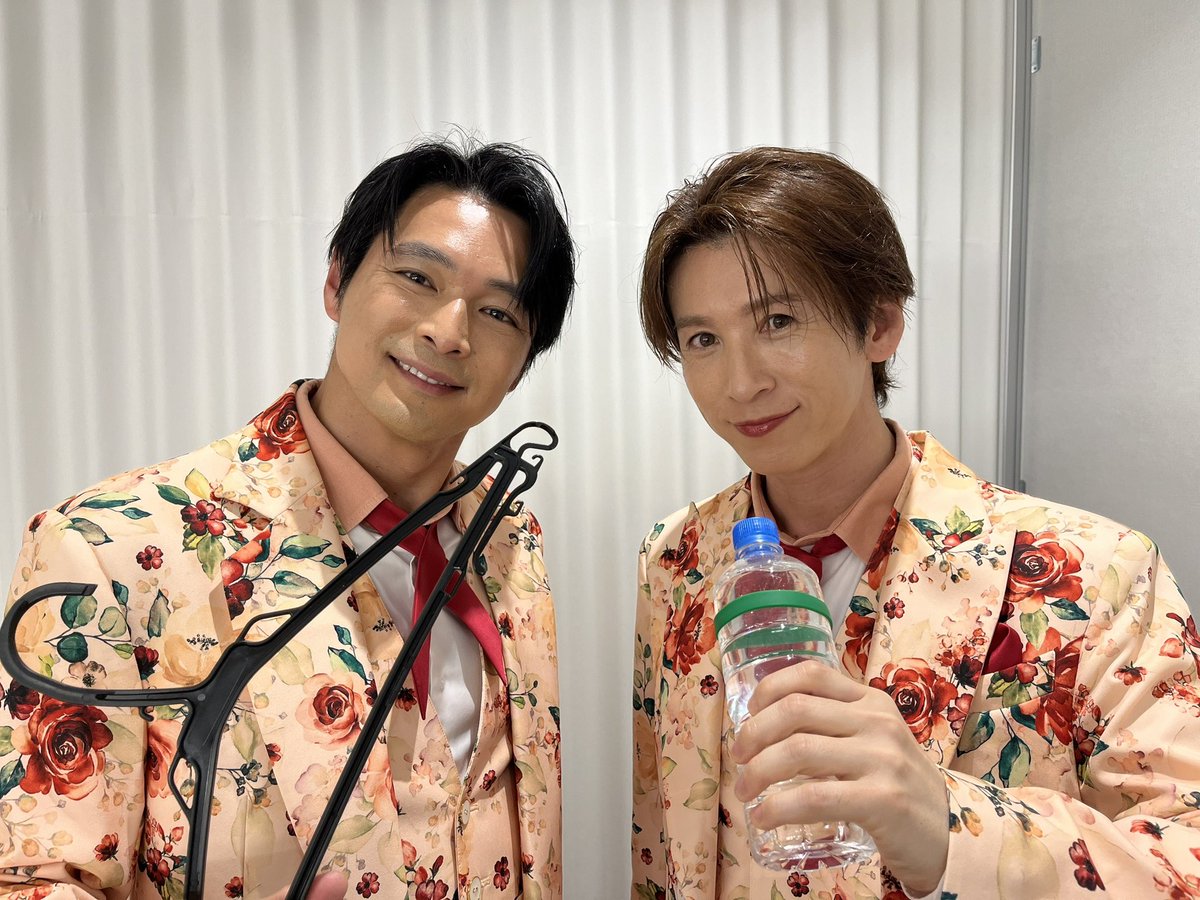 SHOW-WA official tweet media