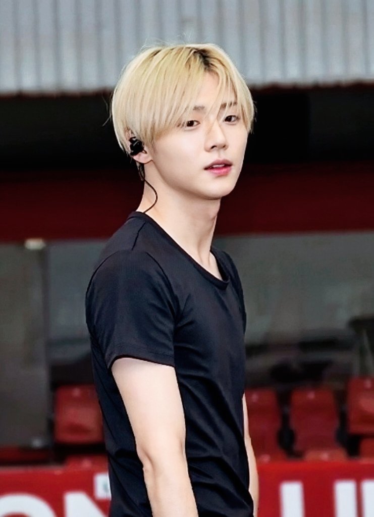 ◇티우◇ tweet media
