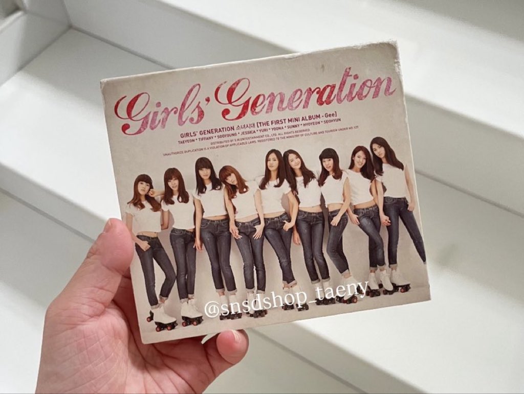 snsdshop_taeny tweet media