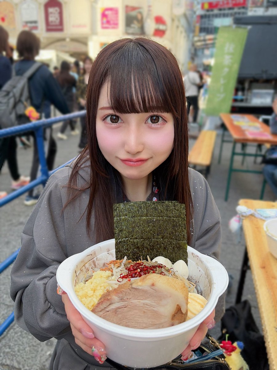 yuu_kimikara's tweet photo. ラーメン屋さんでバイトしてた事あります🍜❗️

 #アイドル道場麺の陣 https://t.co/Fv6dc8IwBT