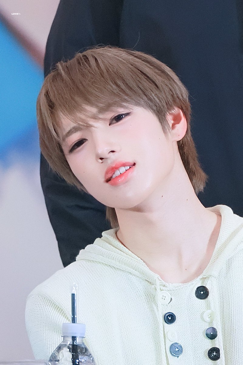 love100per_sk's tweet photo. 260510

🤍

#사쿠야 #サクヤ #SAKUYA #NCTWISH #엔시티위시 https://t.co/rRSHedEDHz