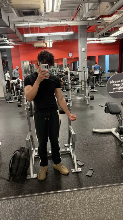 joey tweet media