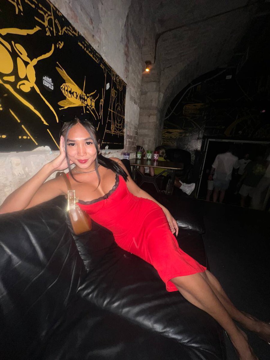 Eva tweet media