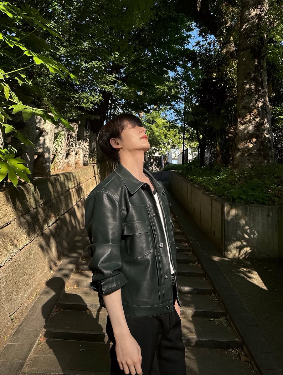 bonnechance_a's tweet photo. 260510 #동현 인스타그램 게시물🌞 https://t.co/gyalMmetY2