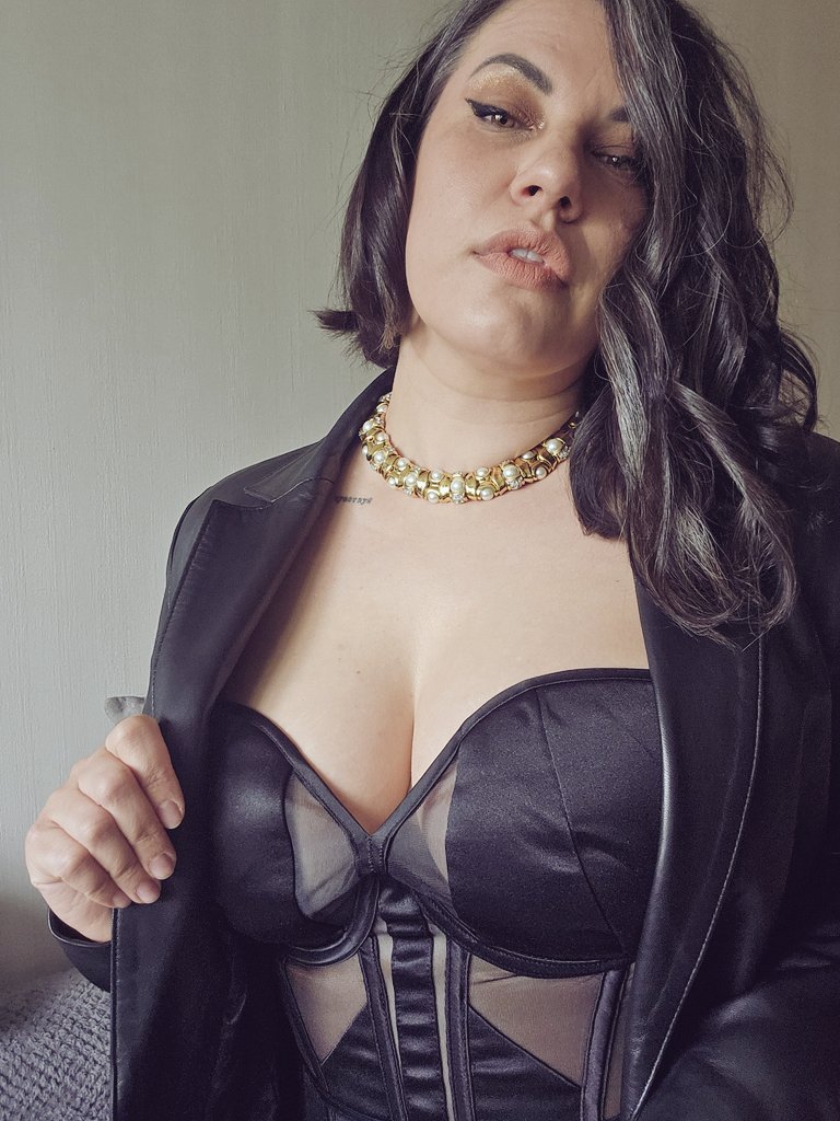 sonatalicious's tweet photo. Happy Mothers Day!
Be a good Boy, gift your Mother and your Mommy a gift 😋
https://t.co/WasmnEBKiE 😏 https://t.co/tEN3lw7LPn
