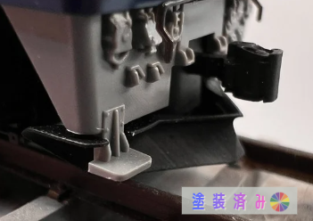 Akishoo_Model's tweet photo. 【スノープラ塗装済 ─ 2種同時登場】

機関車の先頭、雪国の象徴。
塗装済をラインナップしました。

・EF81 トワ釜（トワイライトエクスプレス色）¥1,600
・EF81・EF64 羽根つき（汎用）¥1,600

▼ショップ
 https://t.co/53OhUOS2C7

#飽き性モデル #Nゲージ #鉄道模型 https://t.co/NL7dYjiwAg
