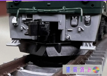 Akishoo_Model's tweet photo. 【スノープラ塗装済 ─ 2種同時登場】

機関車の先頭、雪国の象徴。
塗装済をラインナップしました。

・EF81 トワ釜（トワイライトエクスプレス色）¥1,600
・EF81・EF64 羽根つき（汎用）¥1,600

▼ショップ
 https://t.co/53OhUOS2C7

#飽き性モデル #Nゲージ #鉄道模型 https://t.co/NL7dYjiwAg