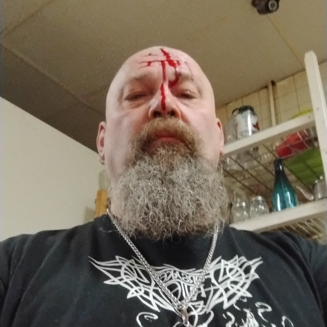 org666's tweet photo. Thank you @forsaken_rite  for All the amazing shows and awesome folk metal and letting me help you close your closing night with victory https://t.co/6Tkw9uwocH