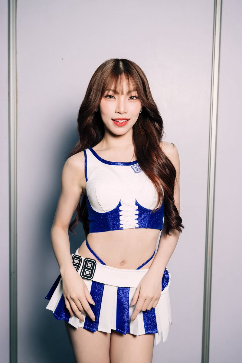 4EVE_Official tweet media