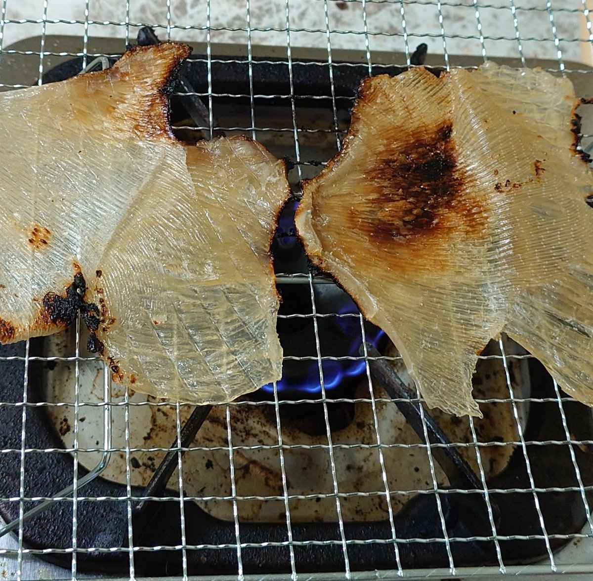 yukkei6's tweet photo. 宅飲みの酒のアテってこんなんで良いよね https://t.co/O5wRwpa9dk