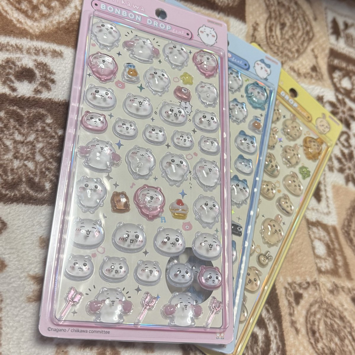 すな tweet media