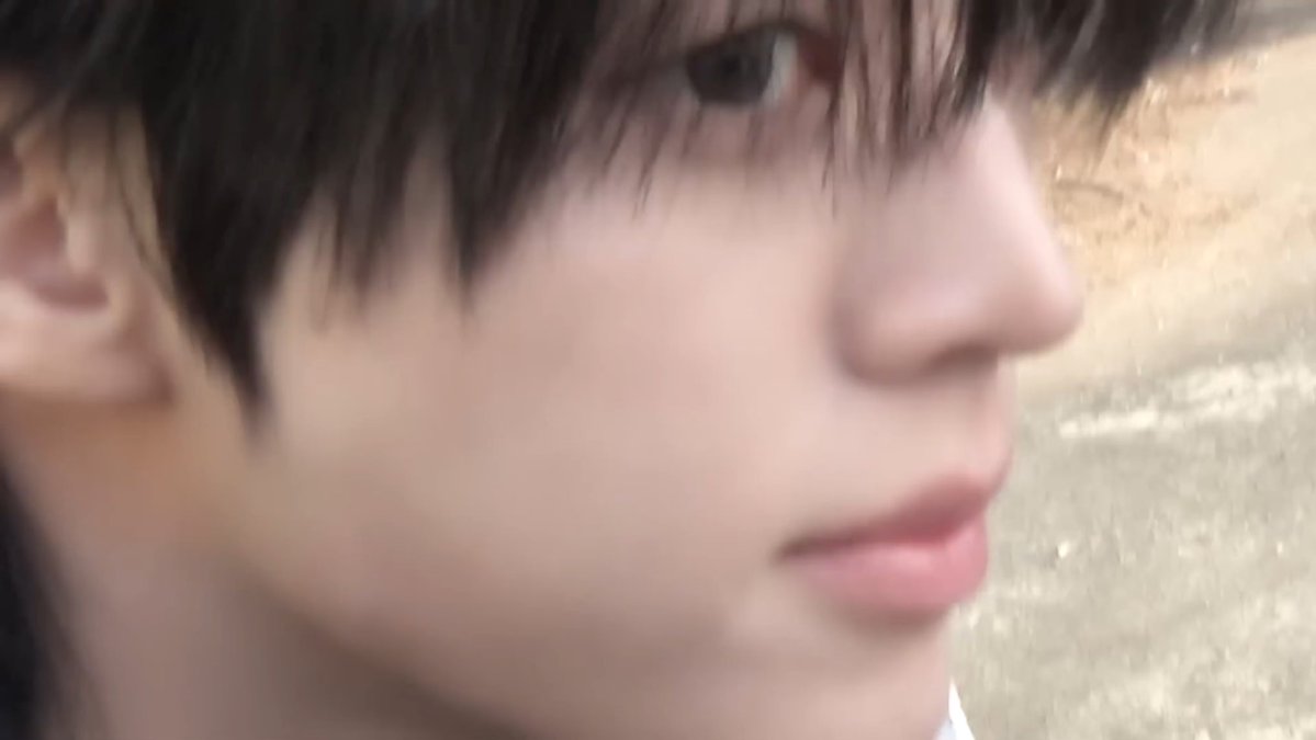 리본..꣑꣒ tweet media