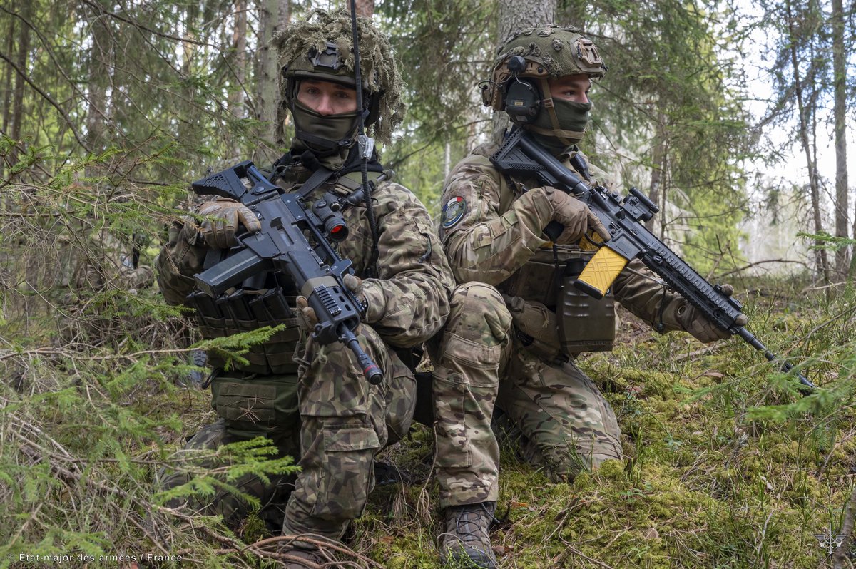 FrenchForces's tweet photo. 📍 Latvia | Training alongside our partners 🇱🇻
 
The Light Infantry Company (CIL) visited the Infantry School in Latvia.
 
💥 Live-fire training, weapons exchange: G36 🇱🇻 / HK416F 🇫🇷
🔺 Anti-tank combat, ambushes and field exercises
 
🎯 Exchange of tactical and technical procedures with Latvian counterparts.
 
🤝 Committed partners, a shared objective: the security and stability of Europe.