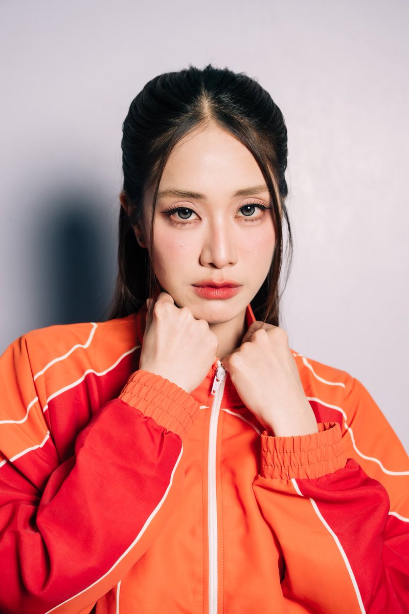 [PHOTOSET 🏁] 💪🏼 Mind 4EVE ~> PARADE LOOK 🔥🫡

🏟️ PEPSI Presents “OLYMPOP 2”
At QSNCC 

#Mind4EVE #4EVE 
#OLYMPOP2026DAY 
#PEPSIpresentsOLYMPOP2 
#OLYMPOP