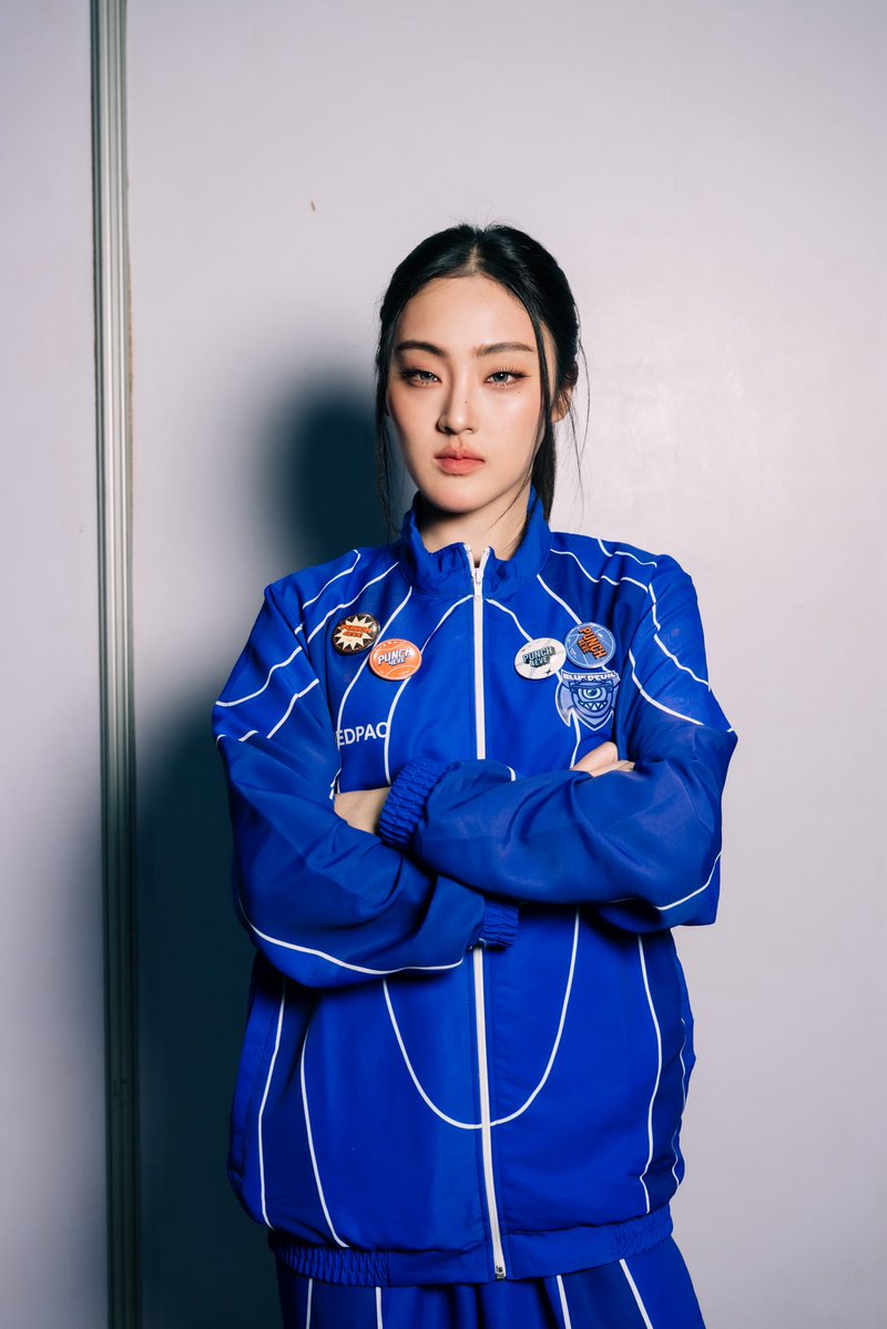 [PHOTOSET 🏁] 🤸🏻 Punch 4EVE ~> PARADE LOOK 🔥🫡

🏟️ PEPSI Presents “OLYMPOP 2”
At QSNCC 

#Punch4EVE #4EVE 
#OLYMPOP2026DAY 
#PEPSIpresentsOLYMPOP2 
#OLYMPOP