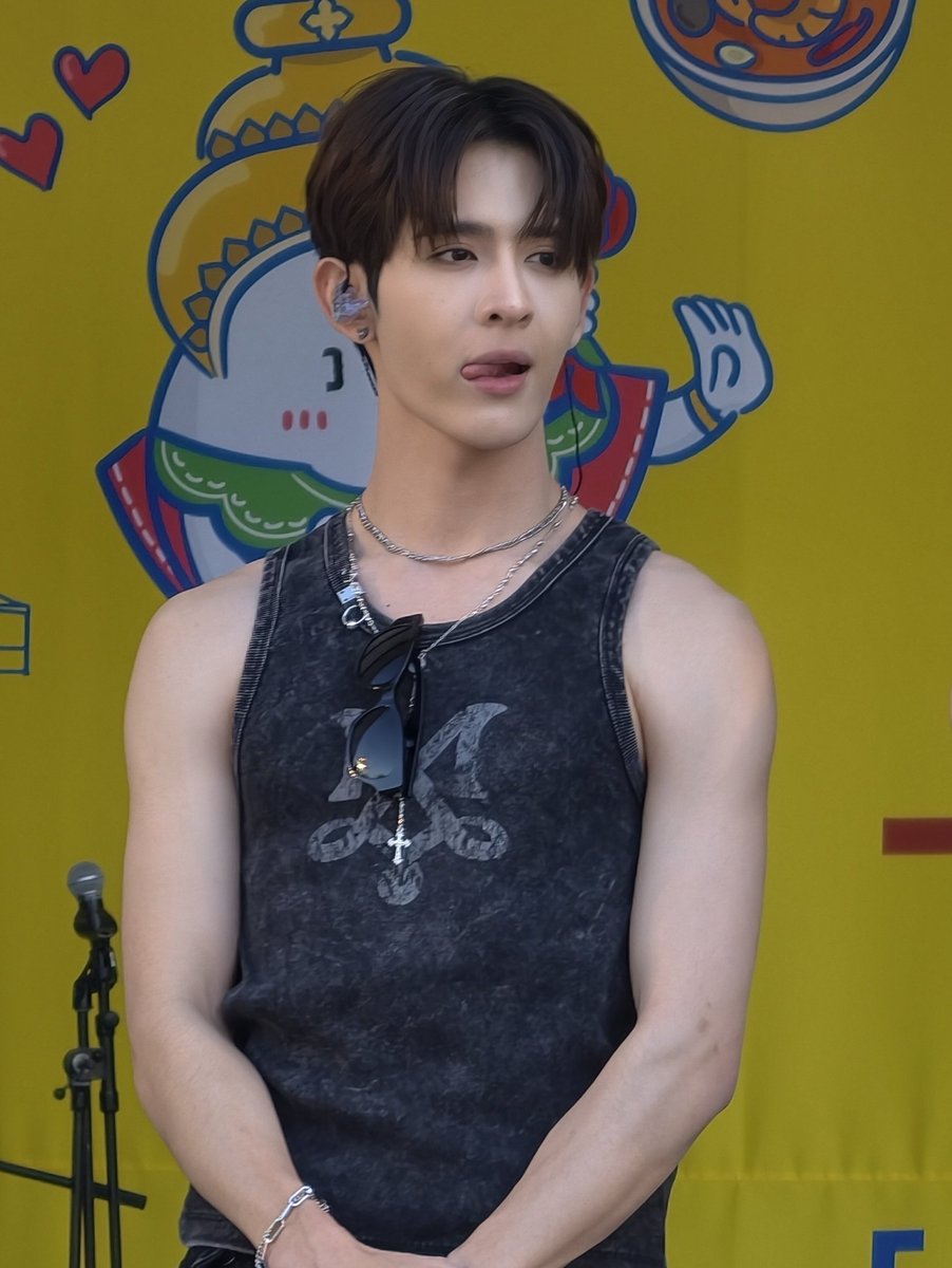 ร้อนใน Diwa~
หล่ออะเจมมมมมมม

#Jamessu #DEXXth
#ThaiFesTokyoxDEXX
#ThaiFestivalTokyo2026