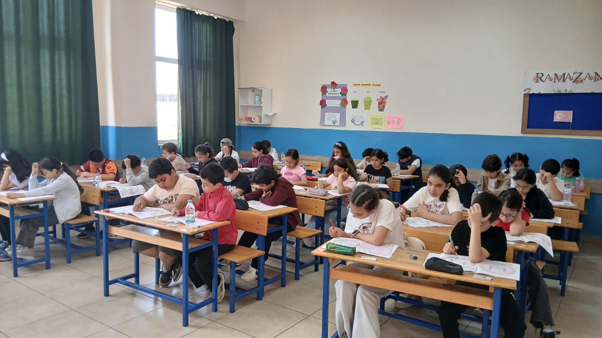 serikaihl's tweet photo. Proje Ortaokul Kabul Sınavını gerçekleştirdik. Yoğun katılımlarından dolayı öğrencilerimize, velilerimize ve öğretmenlerimize teşekkür ederiz. Biz hep birlikte güçlüyüz. https://t.co/xoDTLGvoxO