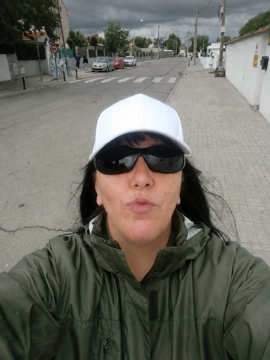 Caperucita tweet media