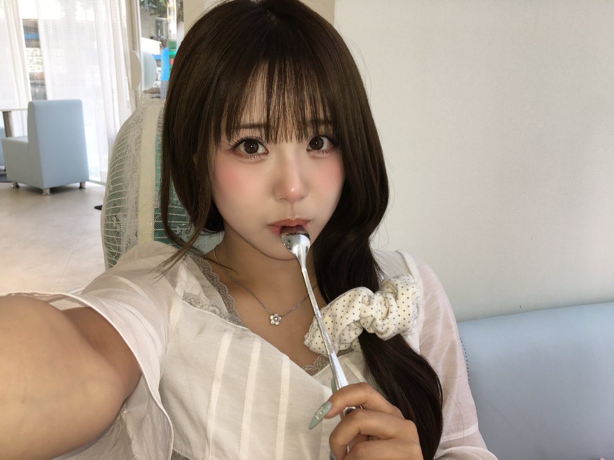 dearmypureness's tweet photo. 완전 애기공주님이잖아 🩷🩷 https://t.co/cgzPULnAHK