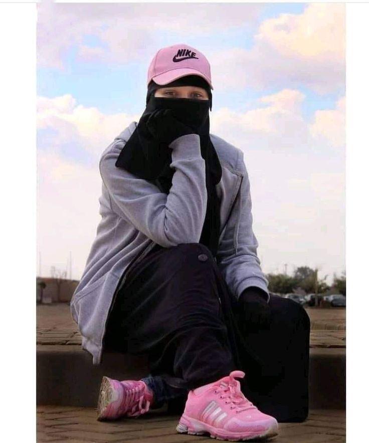 منال tweet media