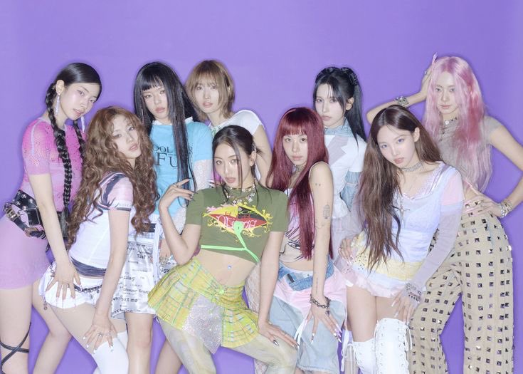 ℹ️| LE SSERAFIM se junta ao BLACKPINK e ao TWICE como os únicos girl groups de k-pop a arrecadar mais de US$2 milhões com um único show nos EUA, com a turnê “EASY CRAZY HOT” (via <a href="/touringdata/">Touring Data</a>).

#KAZUHA #카즈하 #LE_SSERAFIM #르세라핌