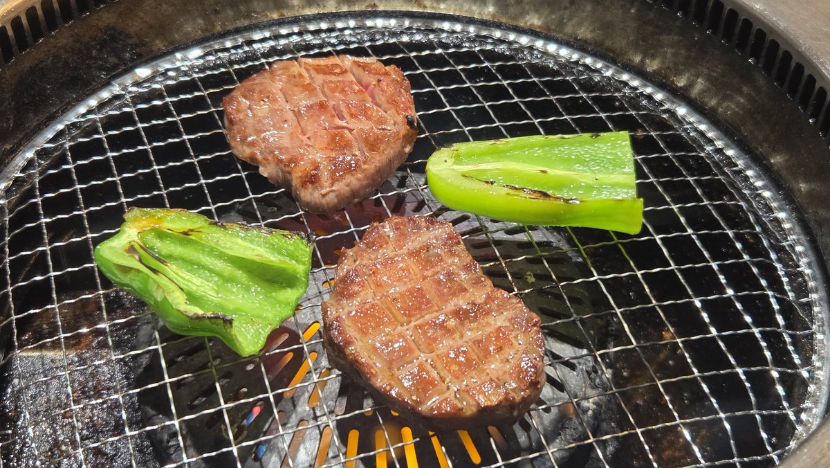 ウナエスタ tweet media