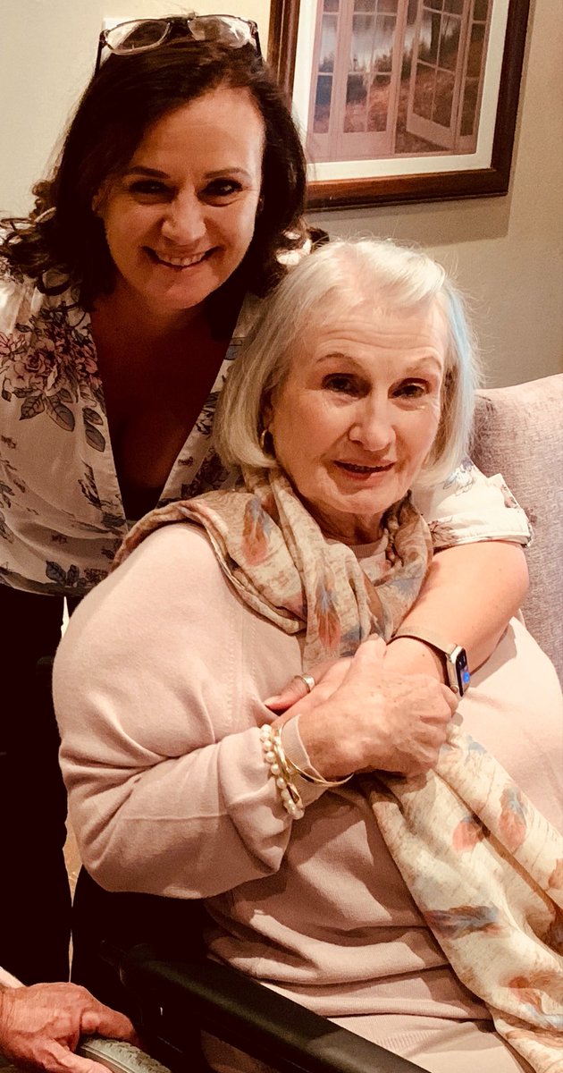 melanievan's tweet photo. Moedersdag is altyd bittersoet…my grootste seëning en my grootste mis op een dag! https://t.co/IbFjd3aJwb