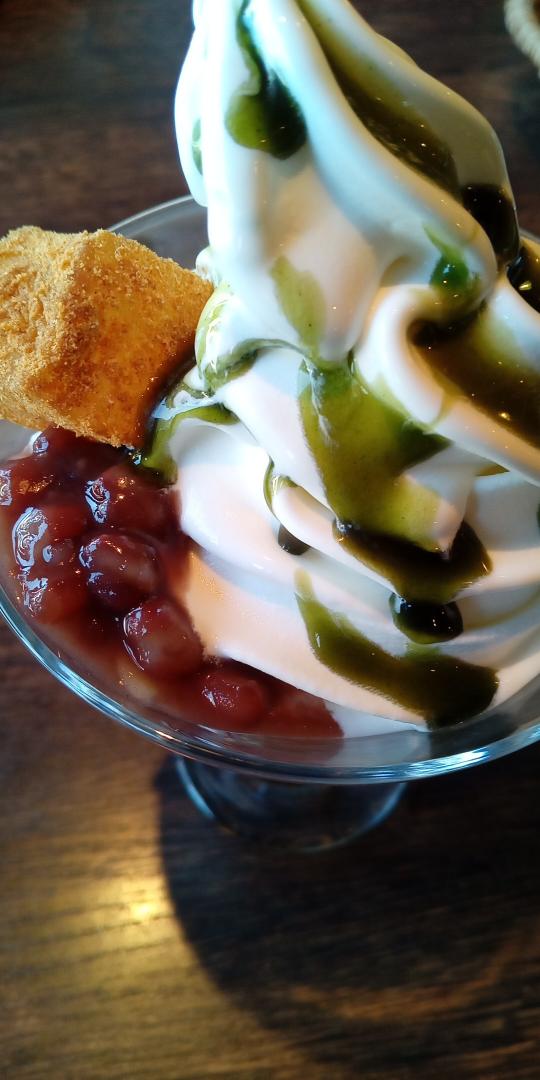 パフェ🍨タイム🎵🎵🎵😋😋😋