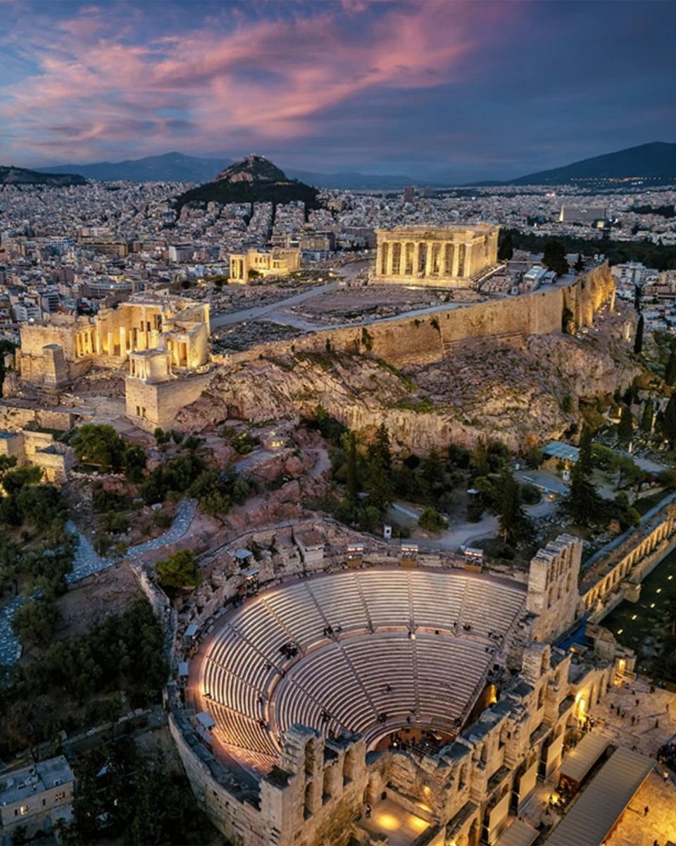 Visit Greece tweet media