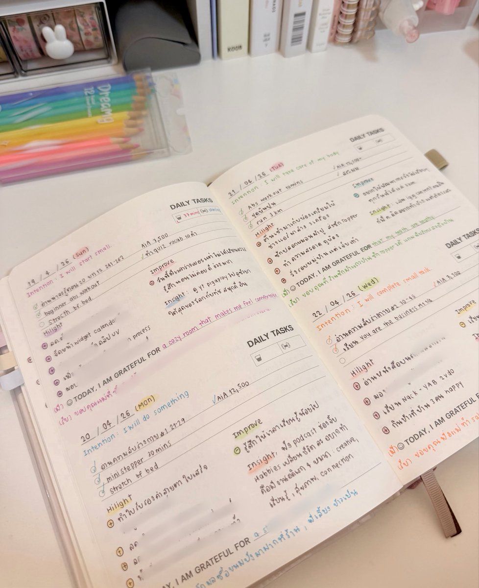 ˙𐃷˙ tweet media