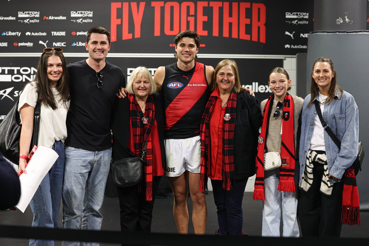 Essendon FC tweet media