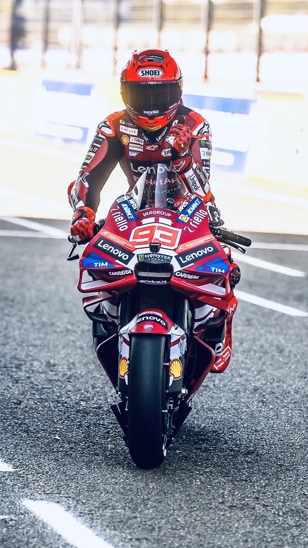 Paddock gp tweet media