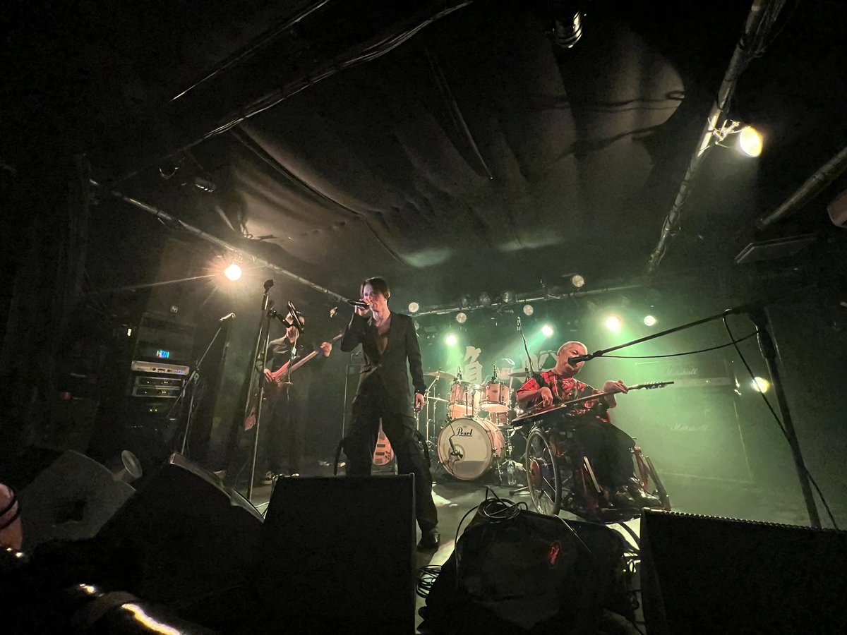 StreamingREDxxx's tweet photo. 昨日のTHE LOVEROCK VIOLENT COLORS TOUR 3rd！
初めましての方もまた来たよの方もありがとうございました😊
新曲「憂いの底」、「鬼陽炎」いかがでしたか？
憂いの底はローテンポ、鬼陽炎はアップテンポと真逆のような印象です。
今後Xに動画を掲載するかも…！？
松本の皆様、またお会いしましょう！ https://t.co/BROjX0HV1t