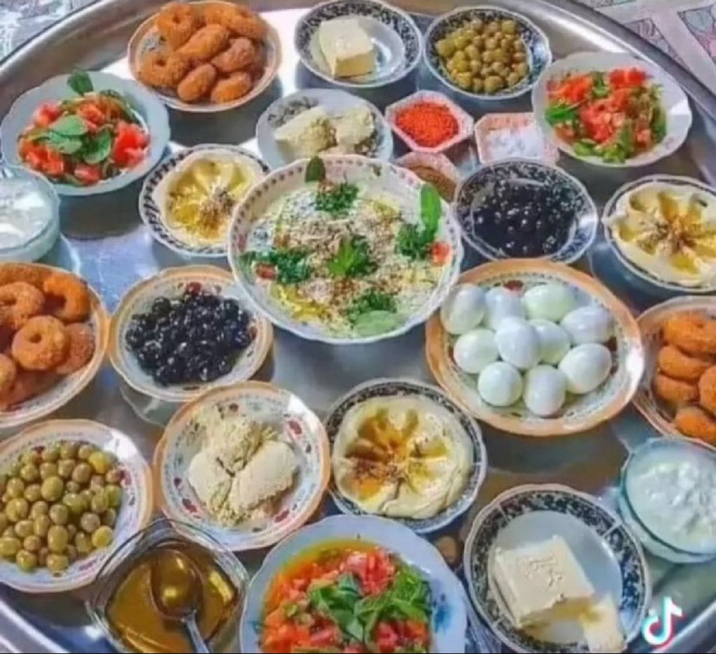 نورة الـعتيبي 🌸 tweet media