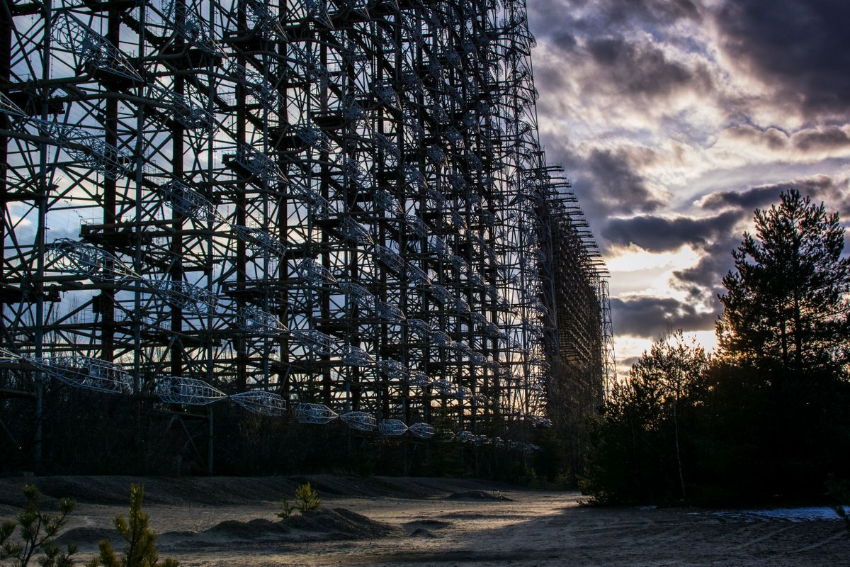 Chernobylite ☢️ tweet media