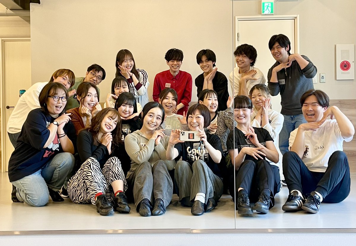 motokikaku2022's tweet photo. インプロトレーニング5月🍀
ありがとうございました！！

今回はリピーターが9割！
毎月共に切磋琢磨する仲間の輪ができて嬉しいです。
初めましてさんも参加者さんからのご紹介で来てくださいました。ありがたいことです🥹✨ https://t.co/89RFX5dc45