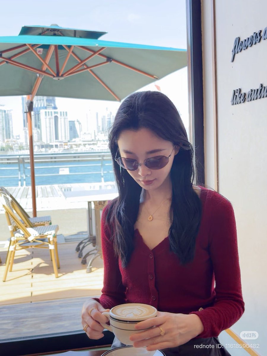 Song Yi updates🌸 tweet media