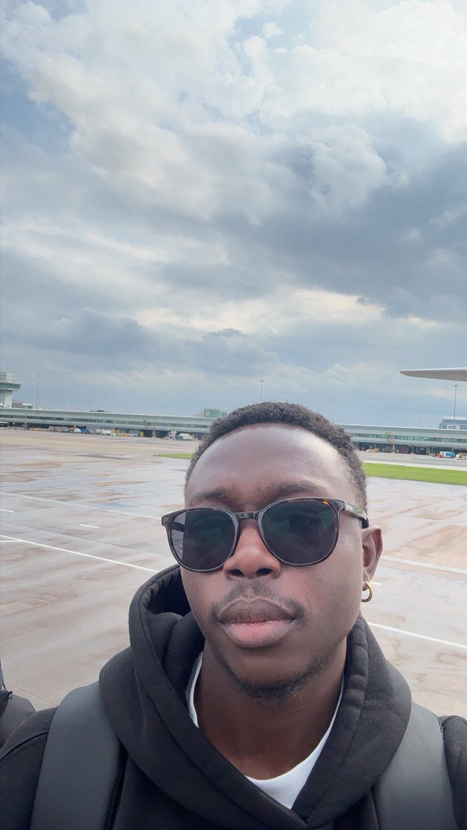 I discovered I didn’t post yesterday, but guess who’s on holiday 🤭🤭