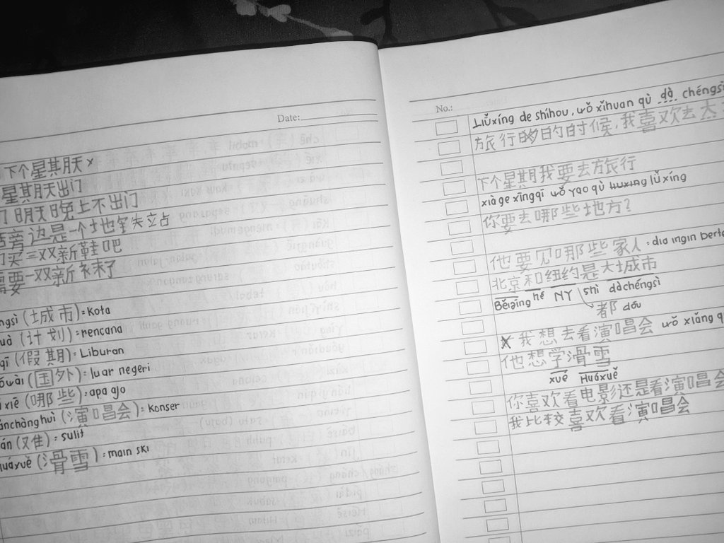 secondhooooome's tweet photo. tudeyy progress✋🏻✋🏻

#langtwt🇨🇳 #studytwt https://t.co/cuqnjUNEUr