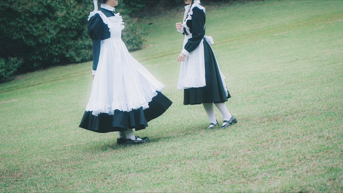 shia_pm__'s tweet photo. 仲の良いメイド少女達の話

#メイドの日 https://t.co/AVLYvdx6L8