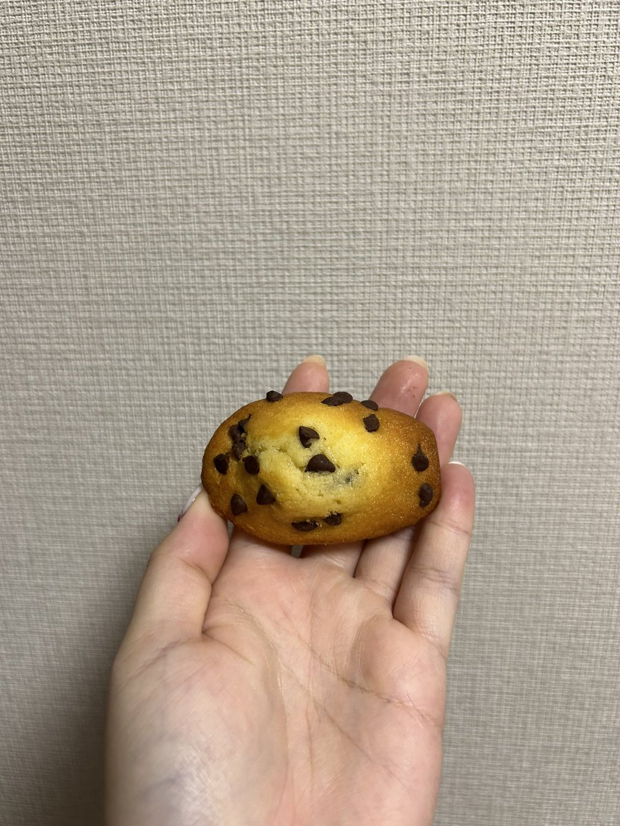 たべもえ tweet media