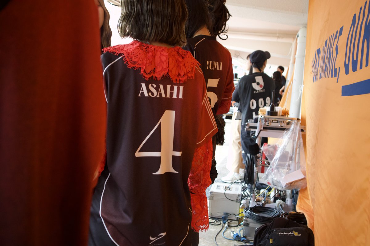 LittleGleeMonst's tweet photo. ／
明治安田Ｊ１百年構想リーグ 第16節
清水エスパルス vs アビスパ福岡
＼

Little Glee Monster SPECIAL LIVE
ありがとうございました！⚽️✨

Zeppツアー開催中！
5/29（金）大阪公演発売中🎫
▼ https://t.co/VUKI3M8v5I

#リトグリ_ForDecades
#リトグリ_全力REALLIVE 
@spulse_official @AvispaF https://t.co/bquUxlT4n5