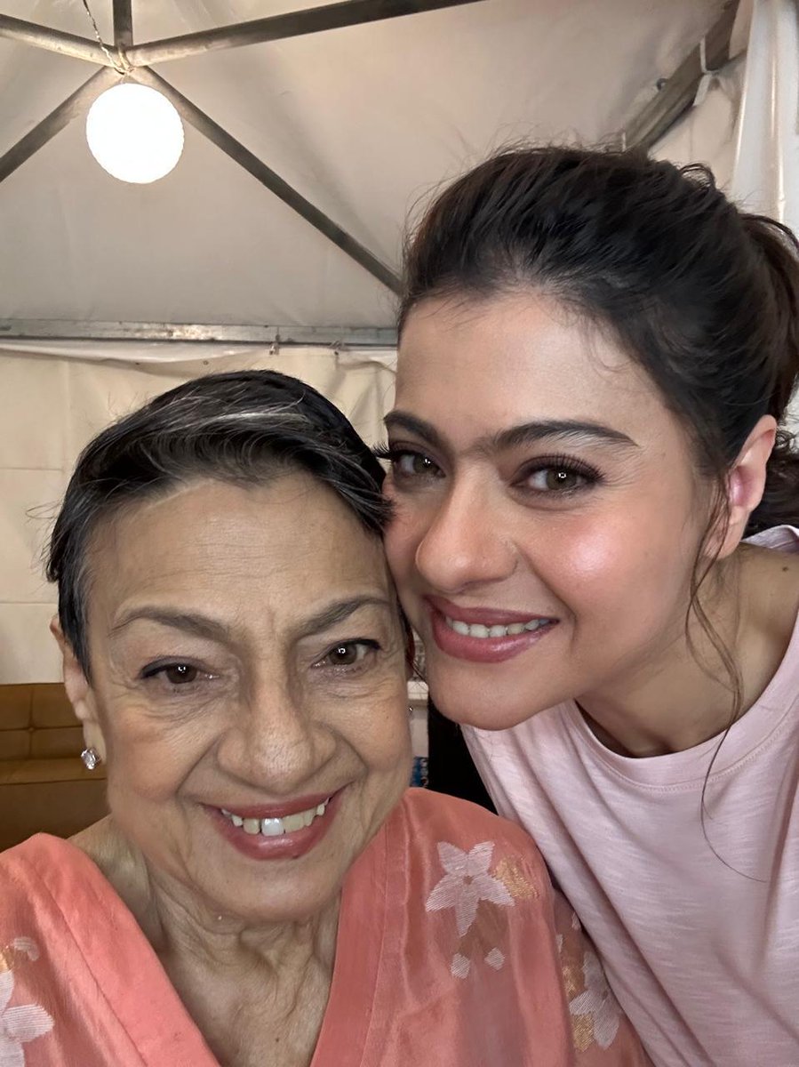 Kajol tweet media