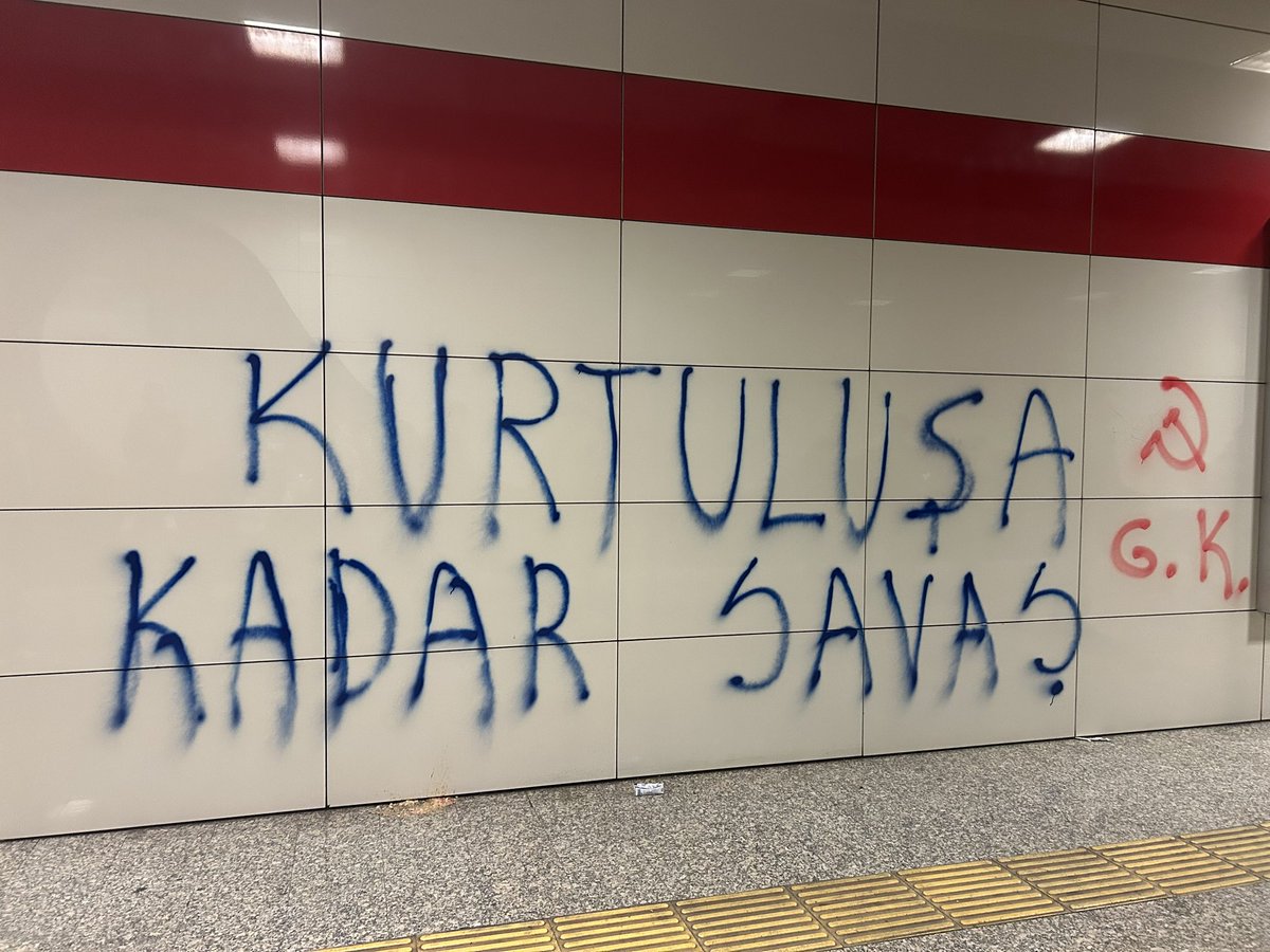 redsunguerrilla's tweet photo. https://t.co/tp7eQ9INba